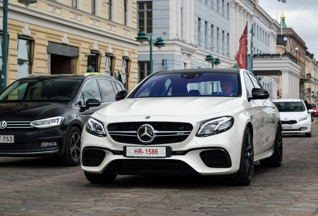 Mercedes-AMG E 63 S W213