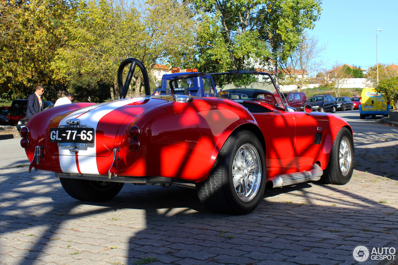 AC Cobra 427