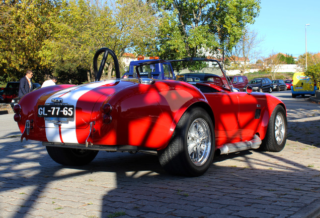 AC Cobra 427