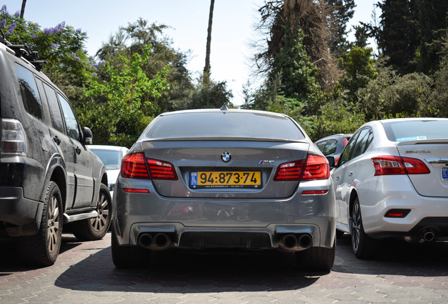 BMW M5 F10 2011