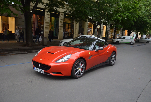 Ferrari California