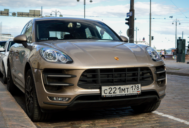 Porsche 95B Macan Turbo