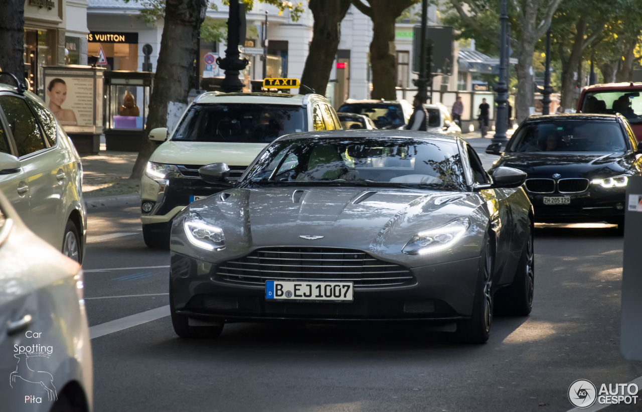 Aston Martin DB11