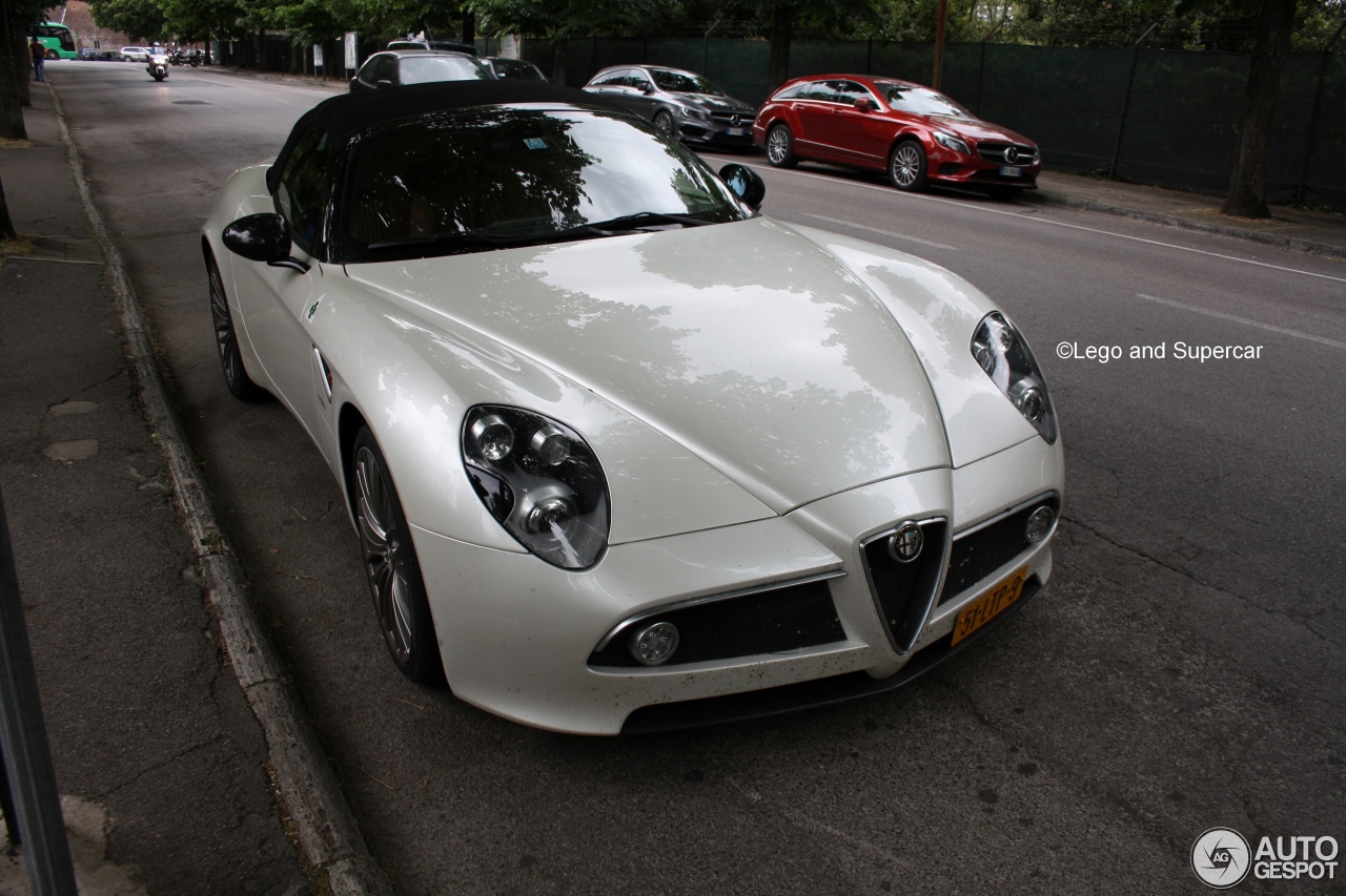 Alfa Romeo 8C Spider