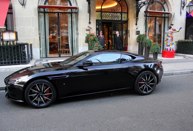 Aston Martin DB11