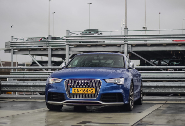 Audi RS5 B8 2012