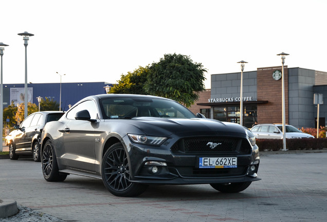 Ford Mustang GT 2015