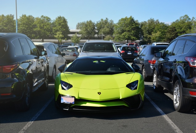 Lamborghini Aventador LP750-4 SuperVeloce Roadster