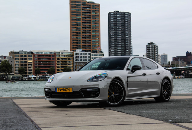 Porsche 971 Panamera Turbo S E-Hybrid