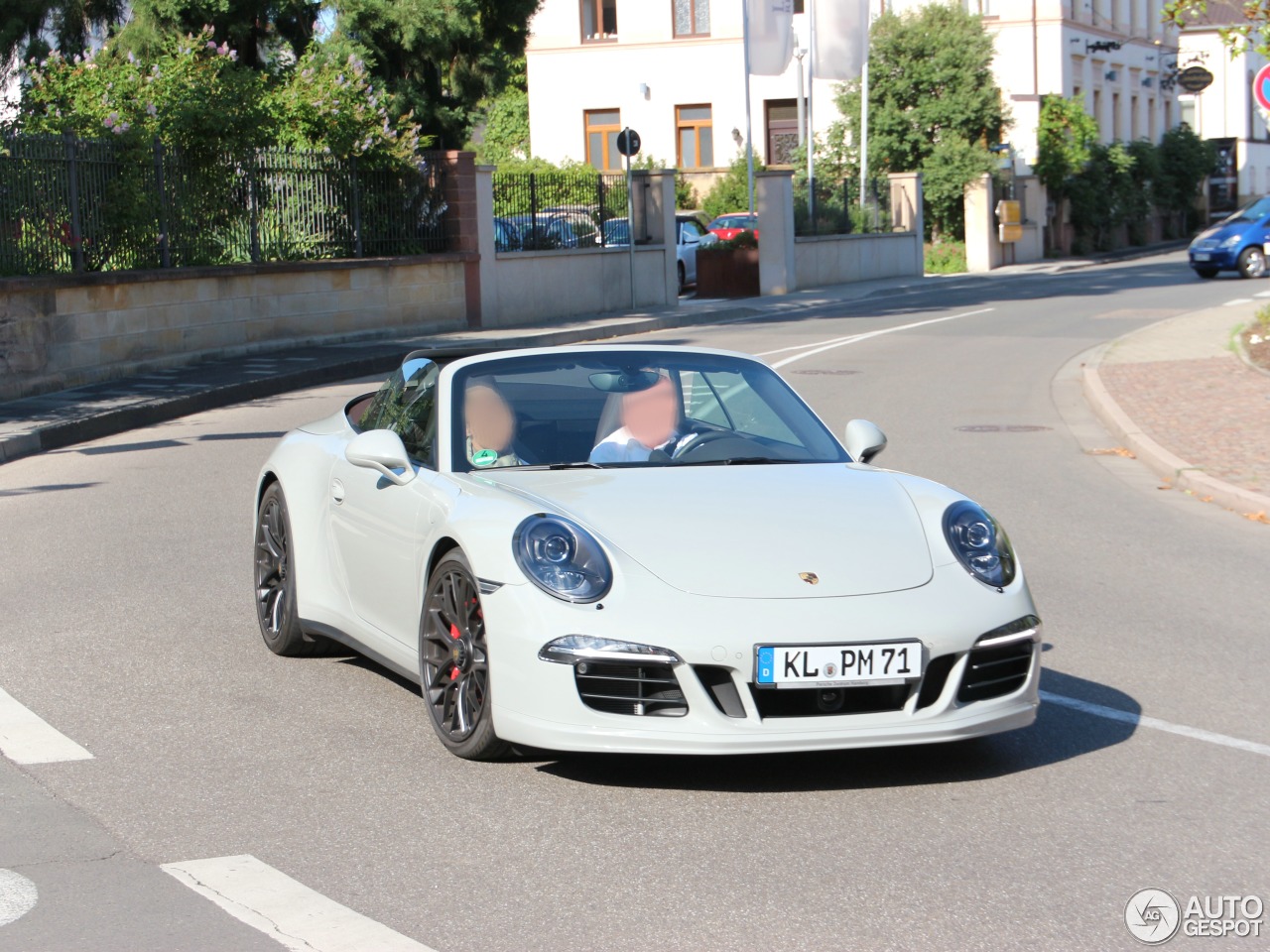 Porsche 991 Carrera 4 GTS Cabriolet MkI