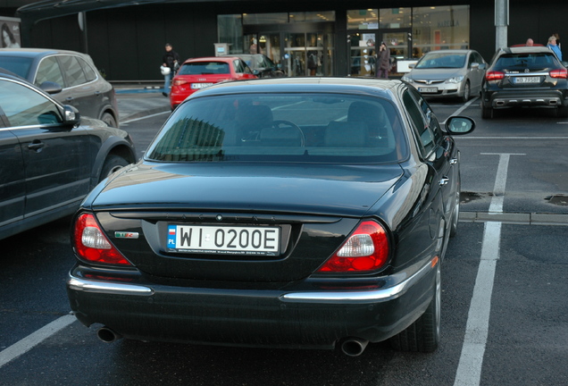 Jaguar XJR