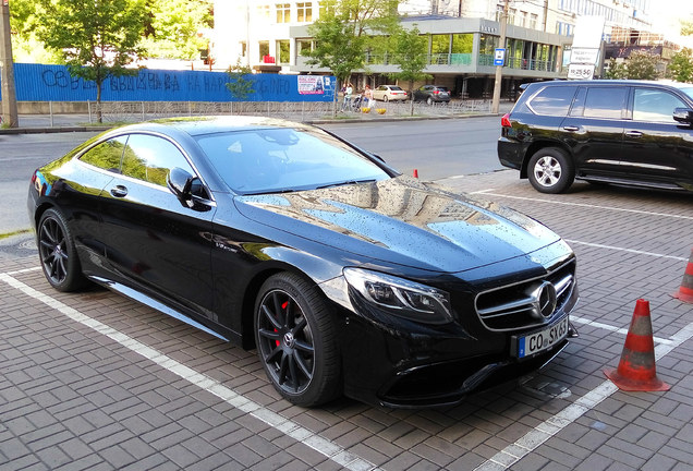 Mercedes-AMG S 63 Coupé C217