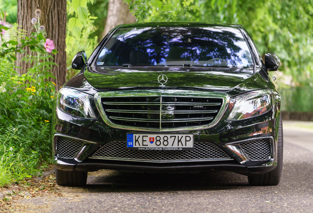 Mercedes-Benz S 65 AMG V222