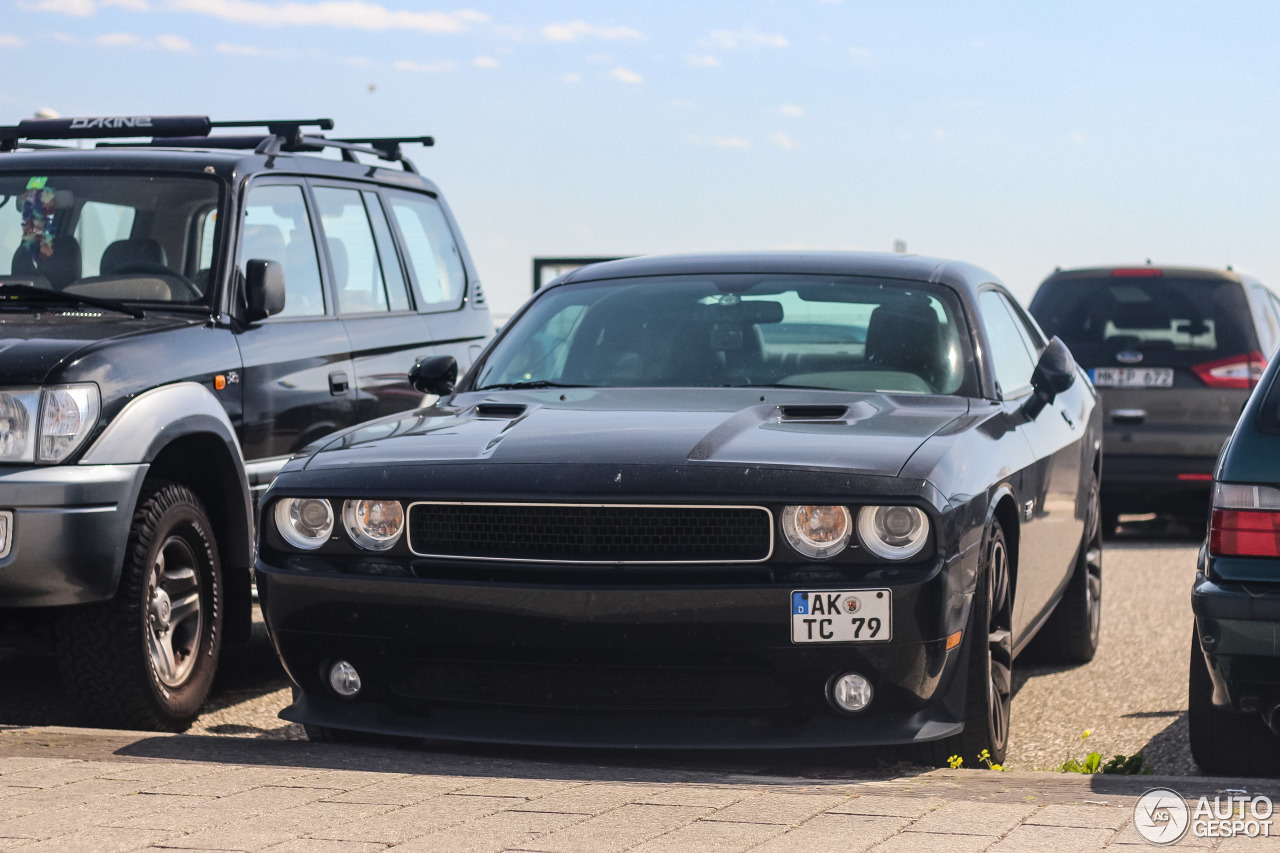 Dodge Challenger SRT-8 392