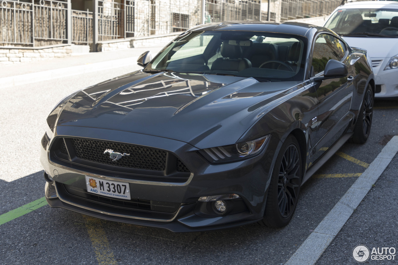 Ford Mustang GT 2015