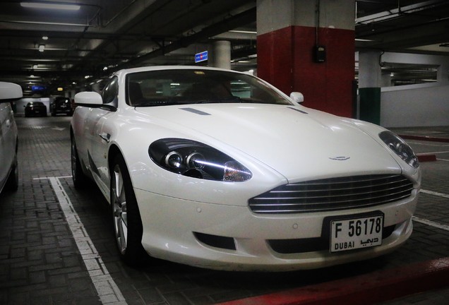 Aston Martin DB9