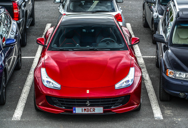 Ferrari GTC4Lusso