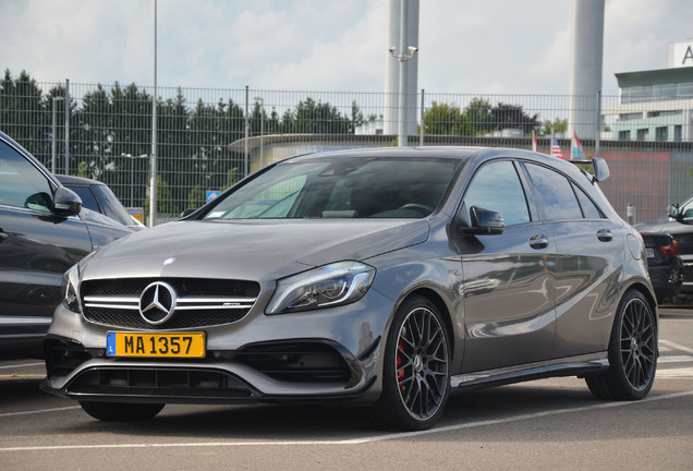 Mercedes-AMG A 45 W176 2015