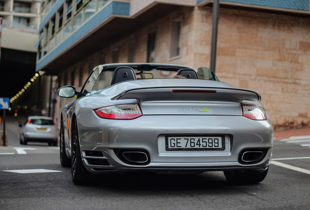 Porsche 997 Turbo S Cabriolet 918 Spyder Edition