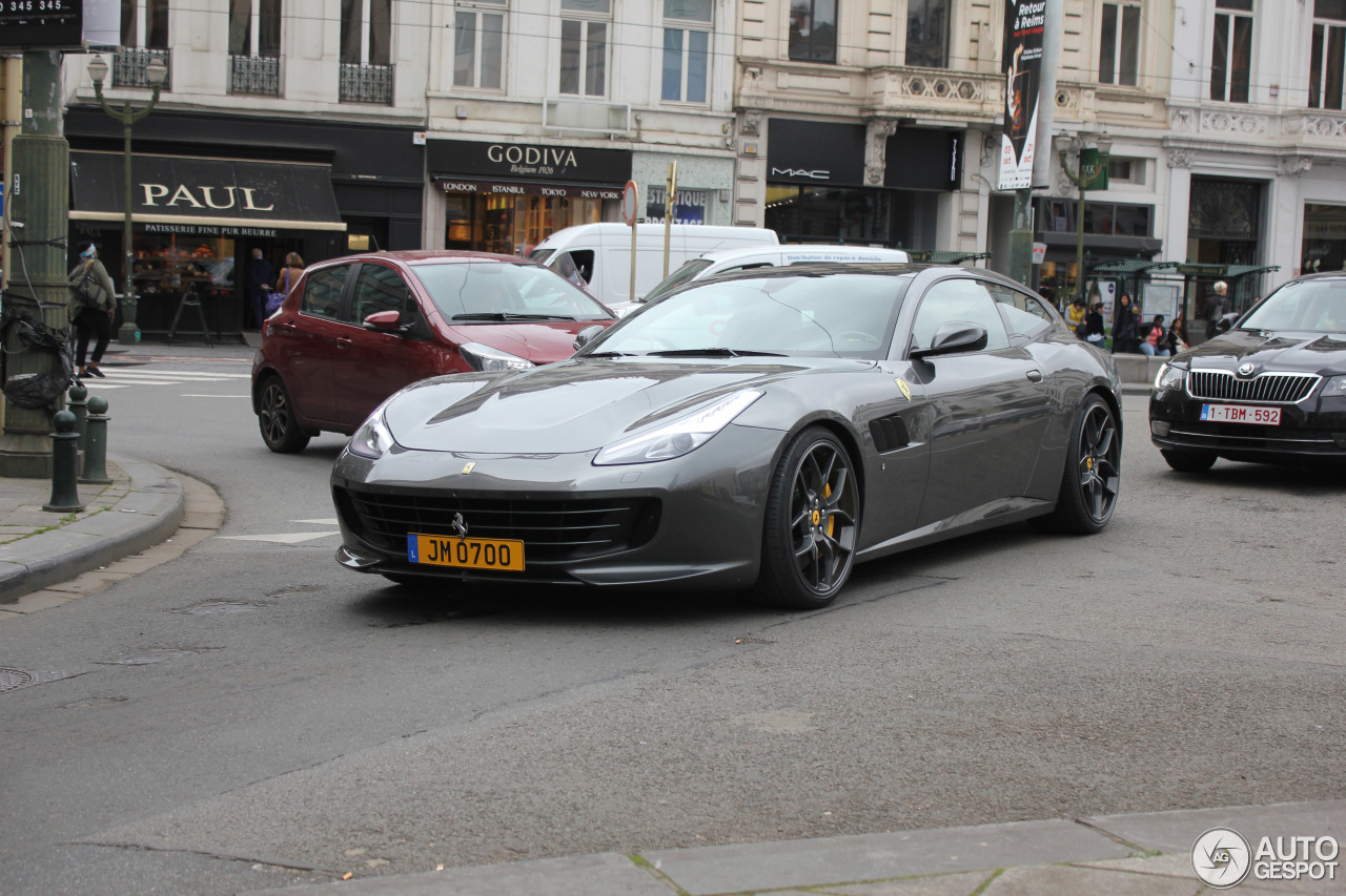 Ferrari GTC4Lusso T