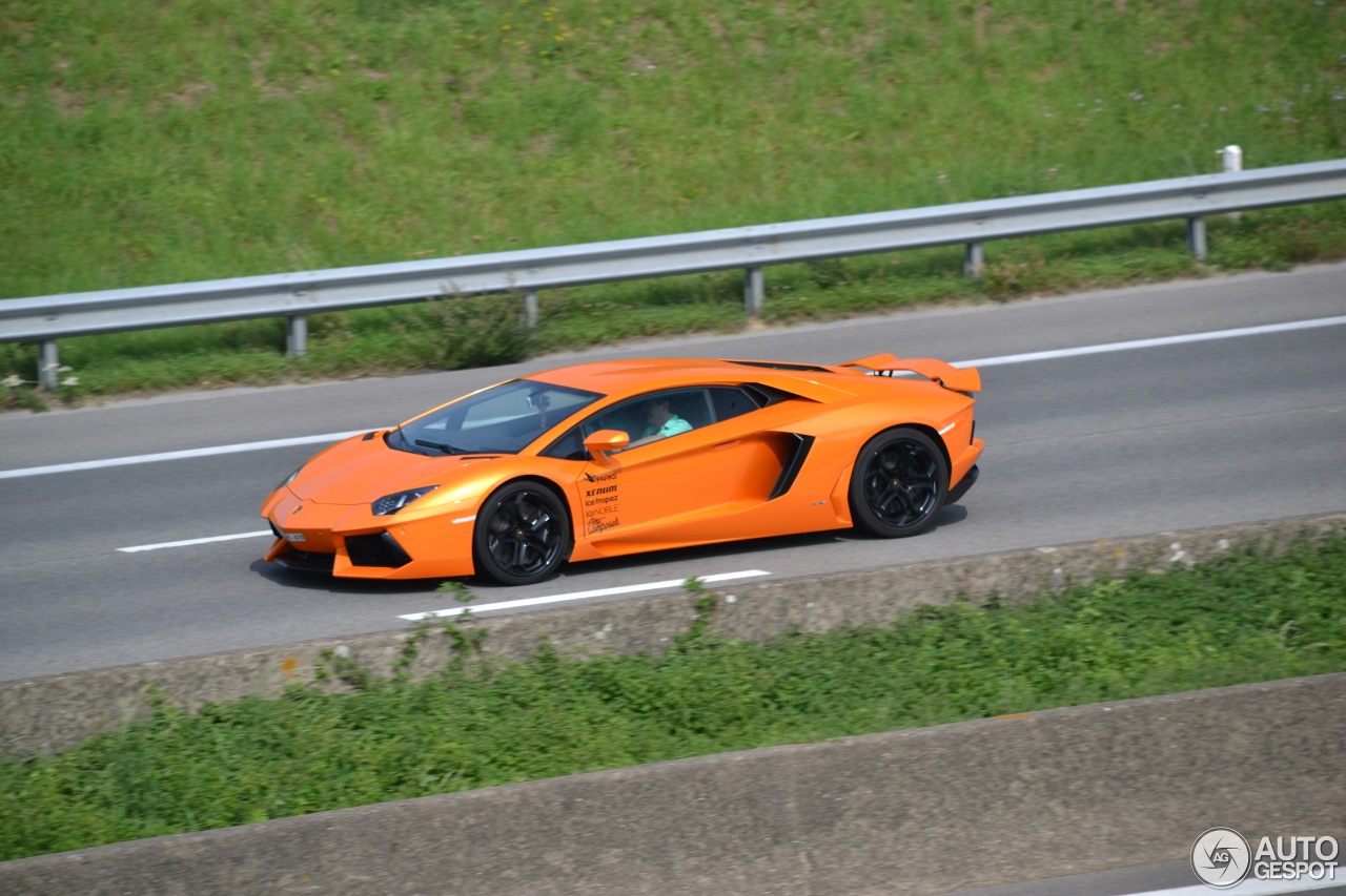 Lamborghini Aventador LP700-4