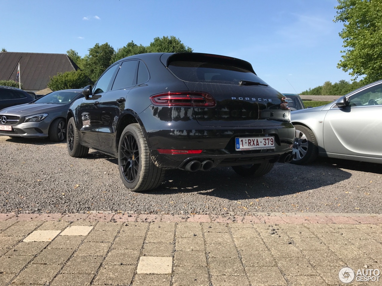 Porsche 95B Macan GTS