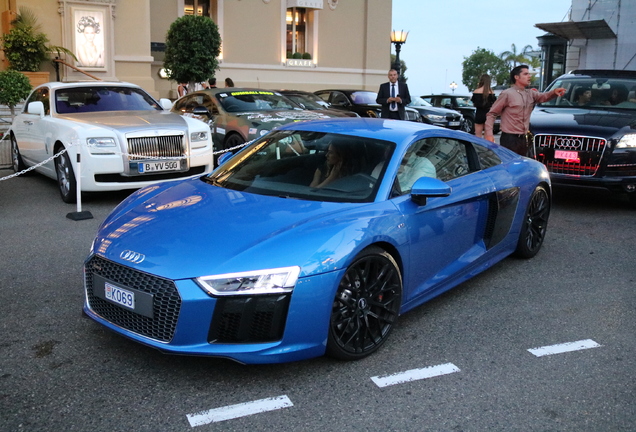 Audi R8 V10 2015