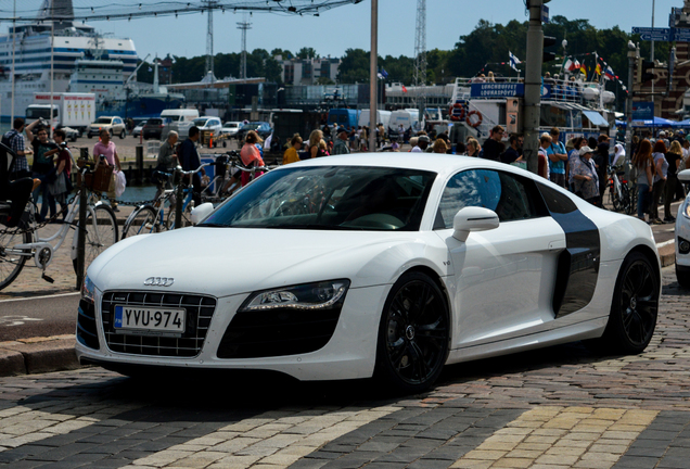 Audi R8 V10