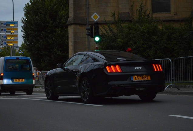 Ford Mustang GT 2015