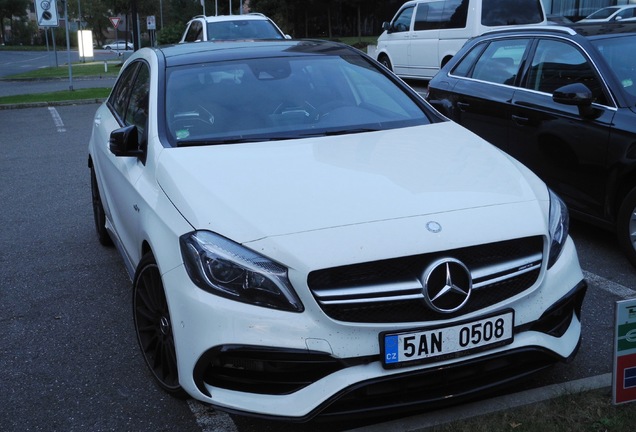 Mercedes-AMG A 45 W176 2015