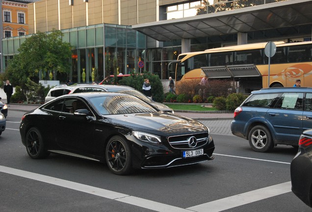 Mercedes-AMG S 63 Coupé C217