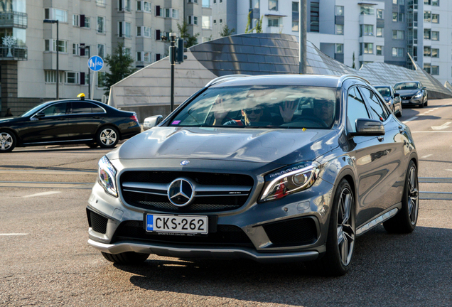 Mercedes-Benz GLA 45 AMG X156