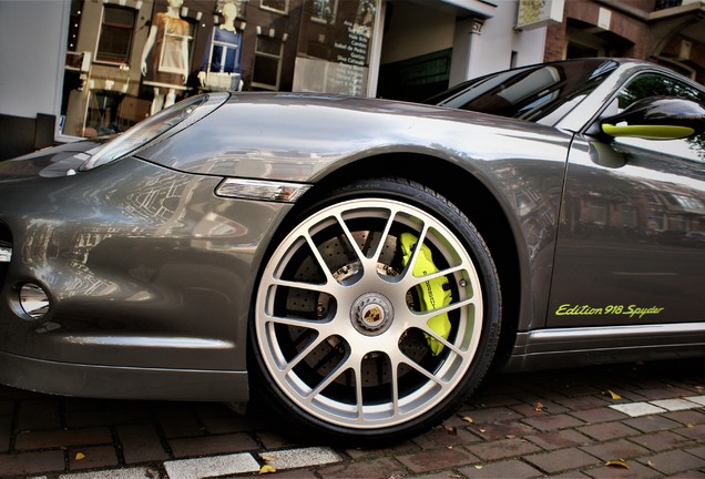 Porsche 997 Turbo S 918 Spyder Edition