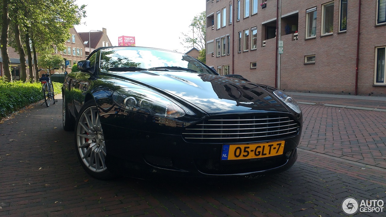 Aston Martin DB9 Volante