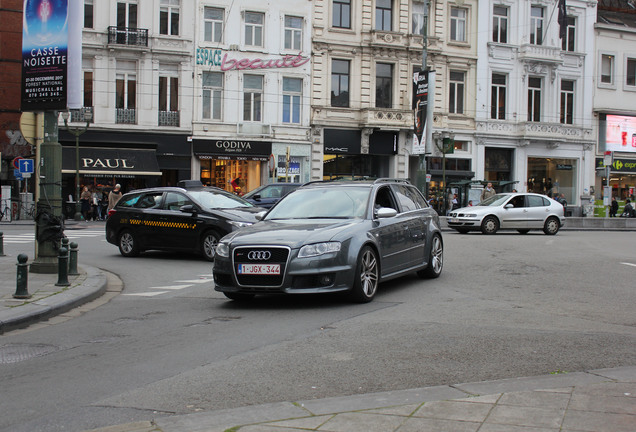 Audi RS4 Avant B7