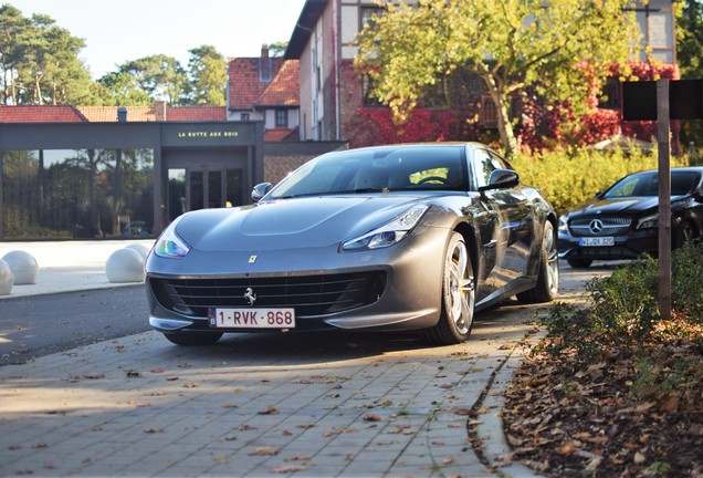 Ferrari GTC4Lusso