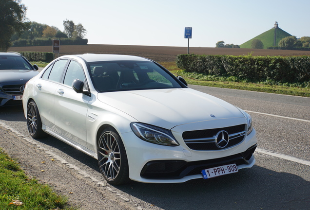 Mercedes-AMG C 63 S W205