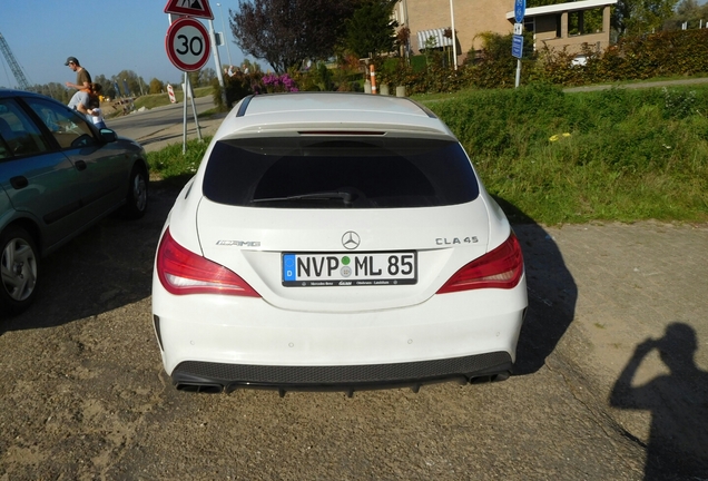 Mercedes-AMG CLA 45 Shooting Brake X117