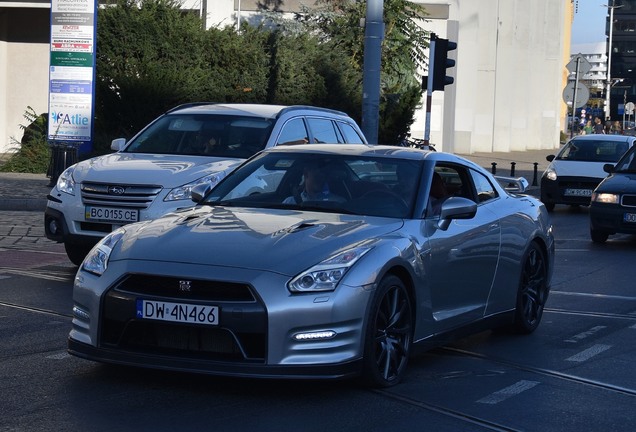 Nissan GT-R 2015