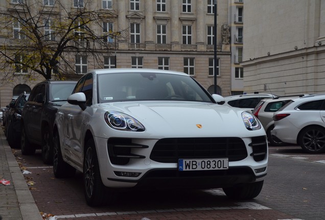 Porsche 95B Macan Turbo