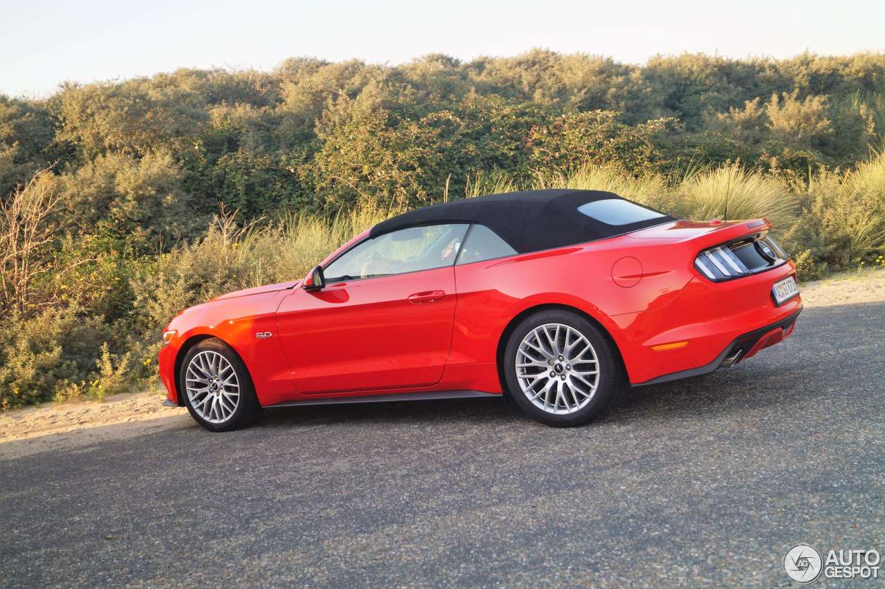 Ford Mustang GT Convertible 2015