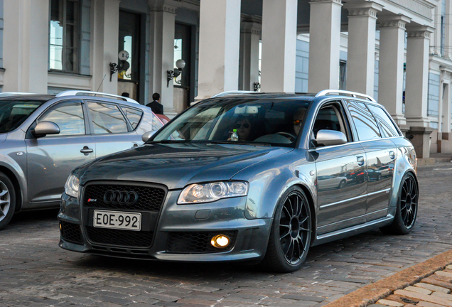 Audi RS4 Avant B7