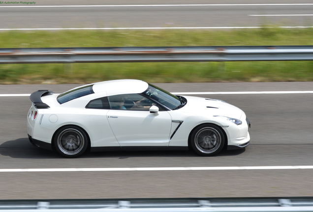 Nissan GT-R SpecV