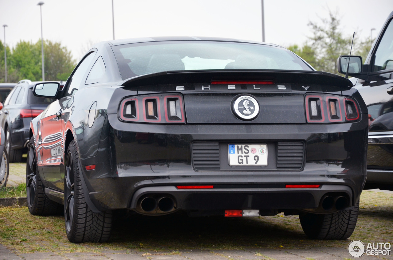 Ford Mustang Shelby GT500 2013