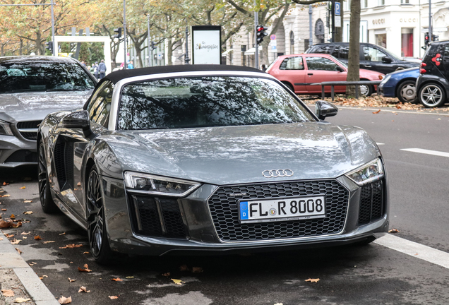 Audi R8 V10 Spyder 2016