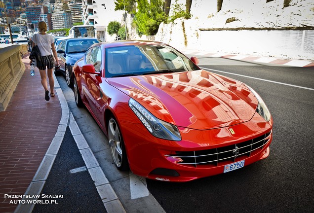 Ferrari FF