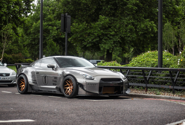 Nissan GT-R GReddy x Garrett Turbo Rocket Bunny