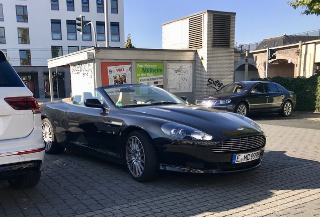 Aston Martin DB9 Volante