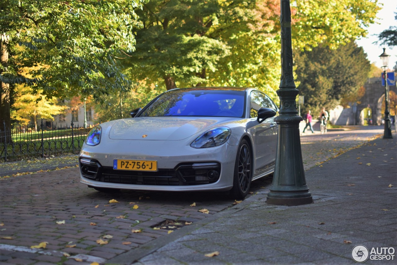 Porsche 971 Panamera Turbo