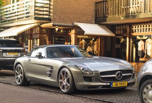 Mercedes-Benz SLS AMG Roadster